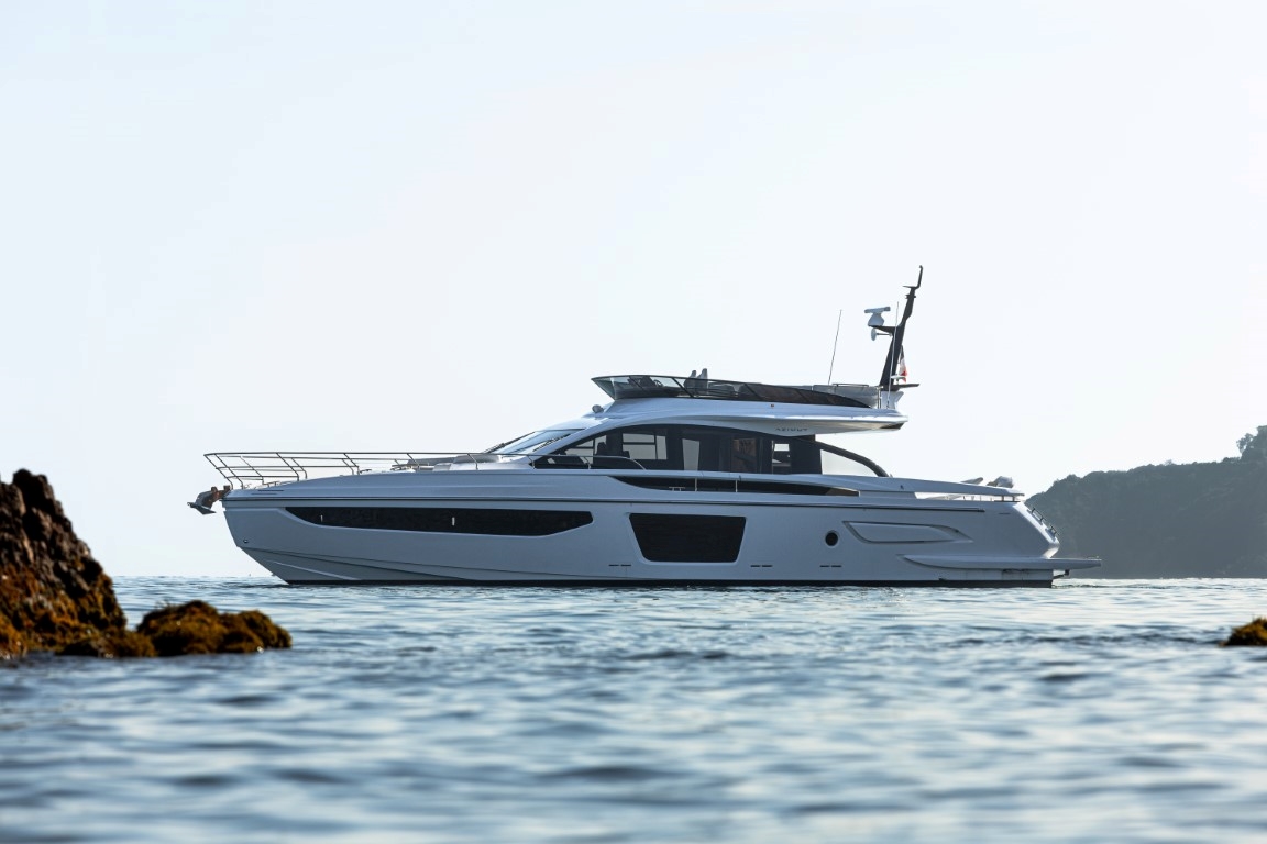 Azimut S7